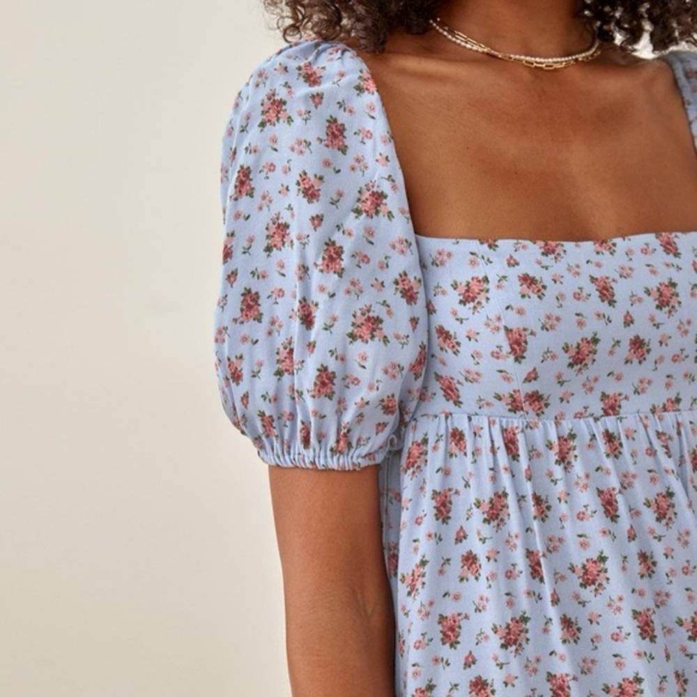 Reformation Bristol Dress in Petunia - Picture 3 of 9